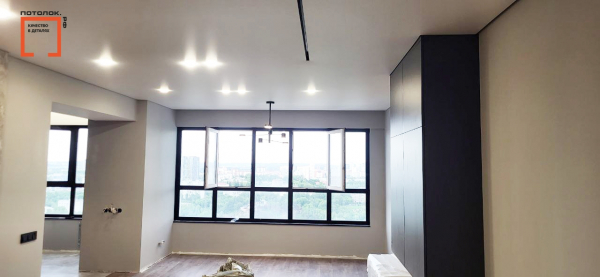 Сатиновый натяжной потолок